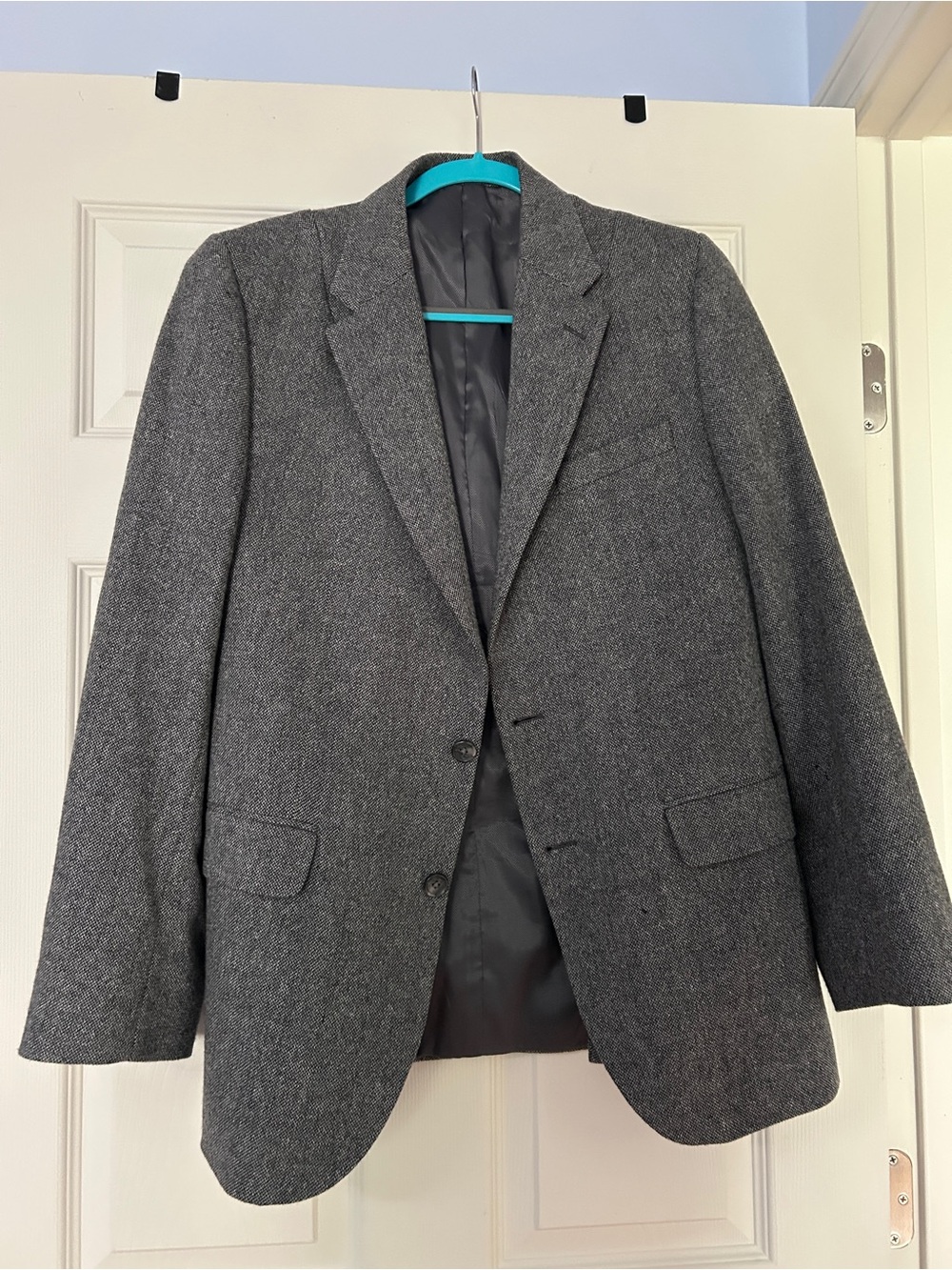 Jos. A. Bank Men's Dark Gray Herringbone Sport Coat